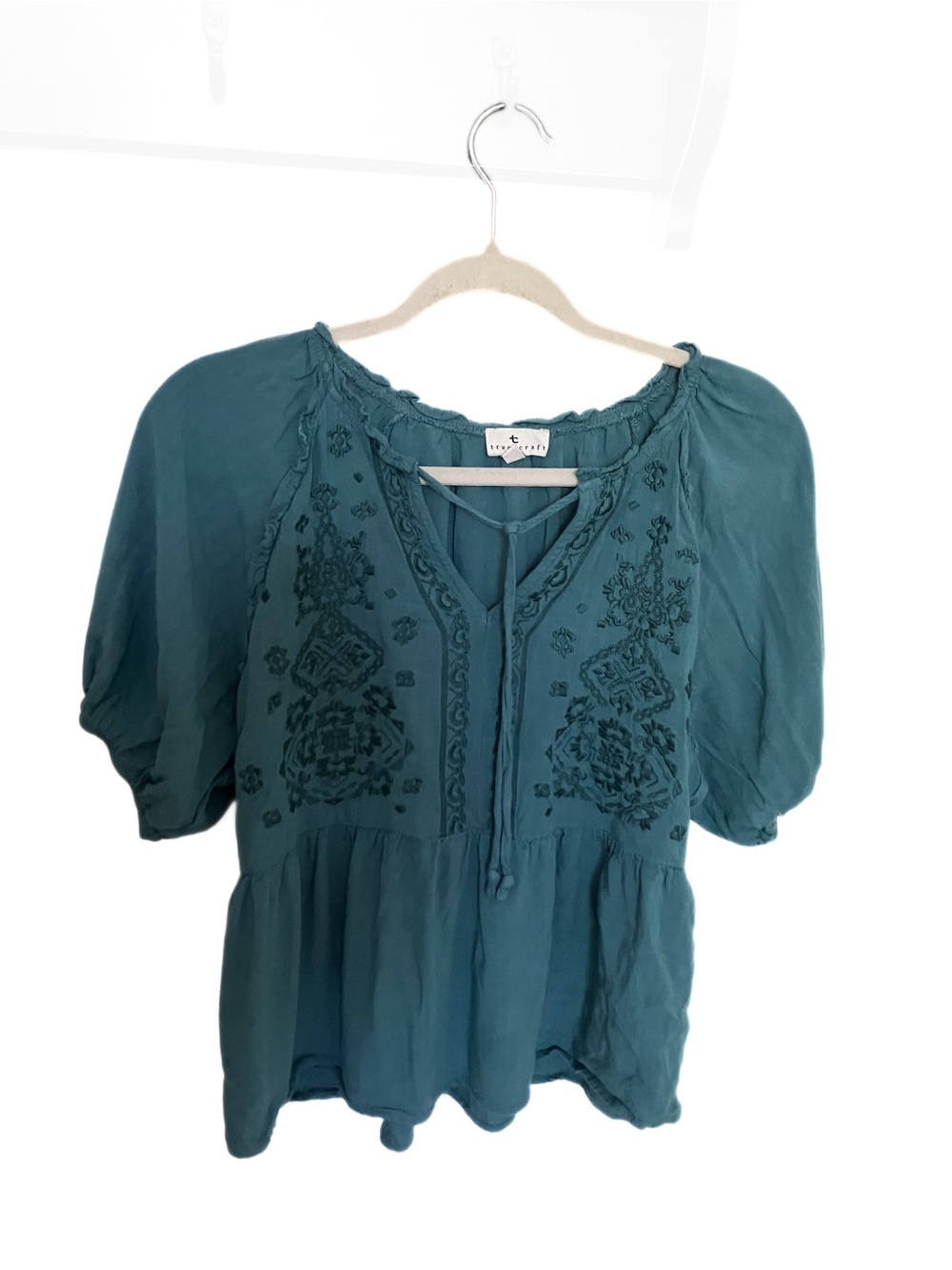 True Craft Teal Embroidered Peasant Top